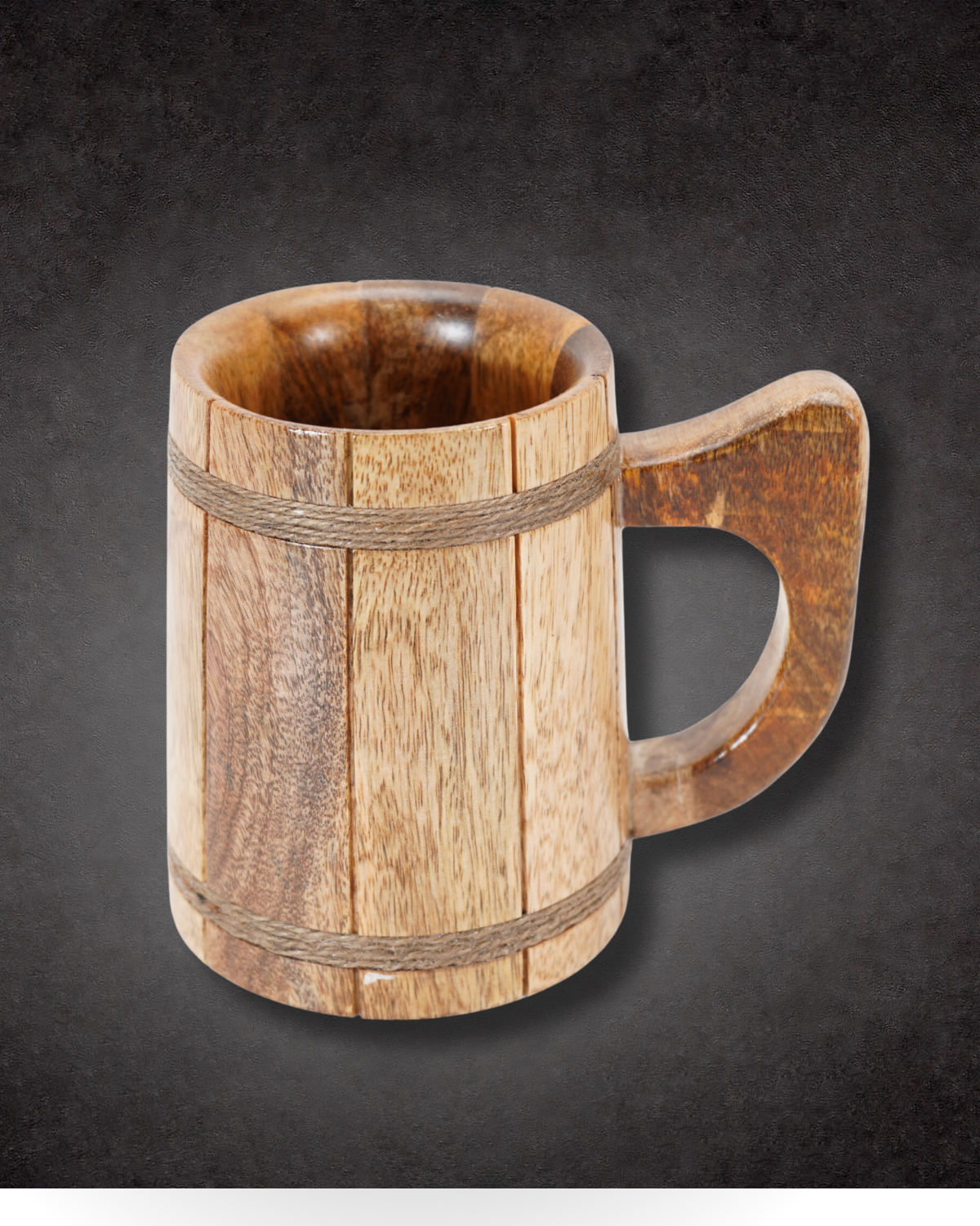 The Wild Fang – Wooden Horn Beer Mug
