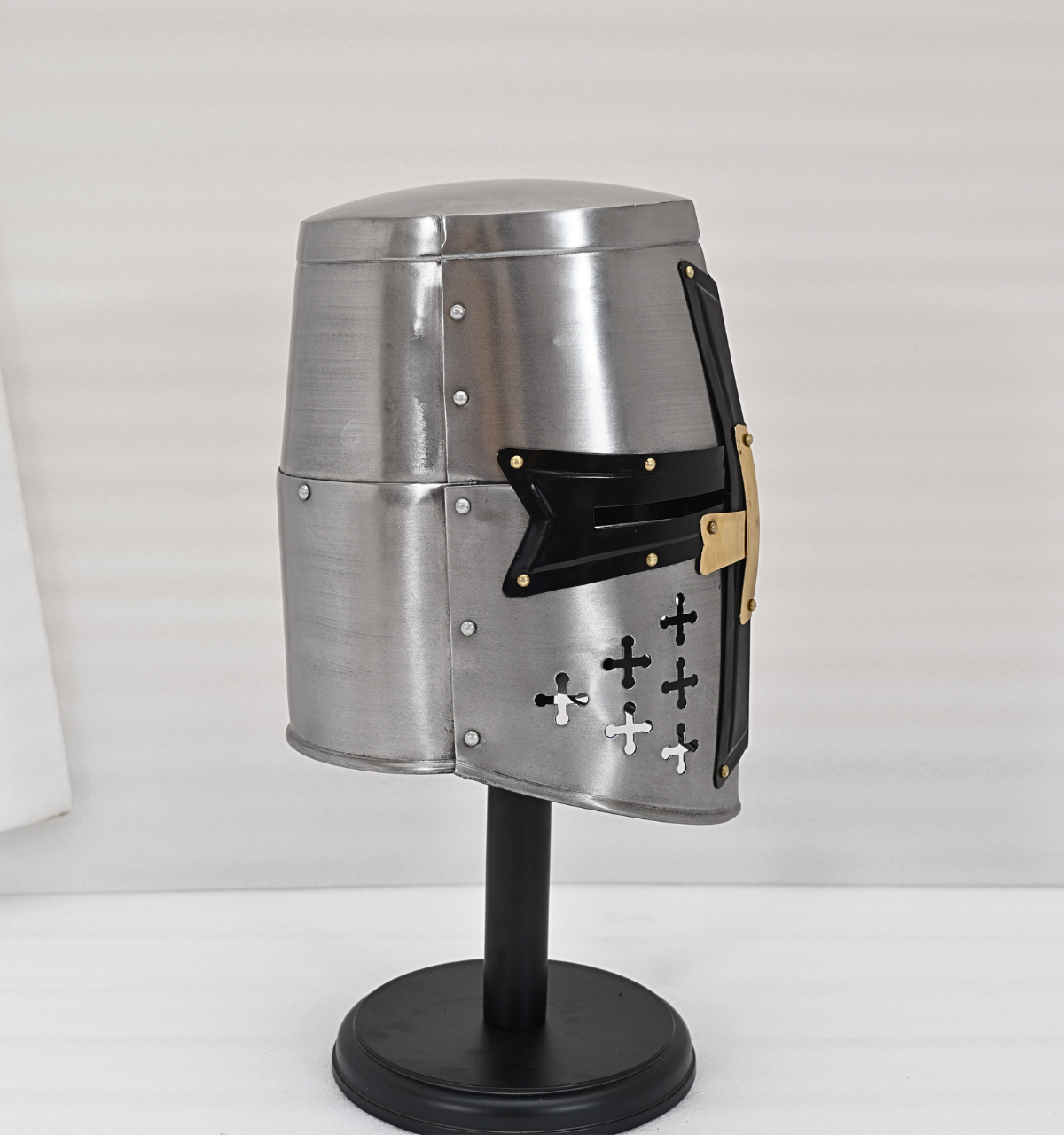 Handmade Crusader Medieval Helmet | LARP, Halloween & Home Display